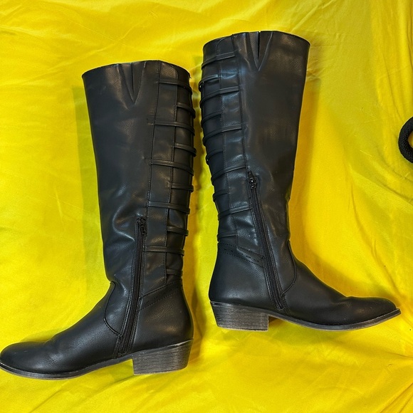 Rampage Black Knee High Riding Boots Women’s 8M Faux Leather Side Zip Straps - Picture 3 of 13